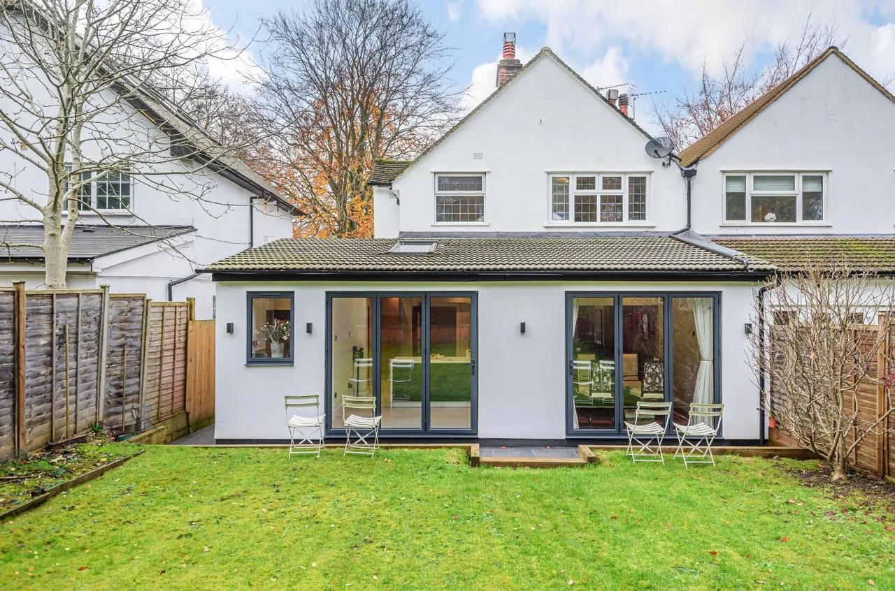 Sutton Lane, Banstead, Surrey, SM7 3QP, photo 10
