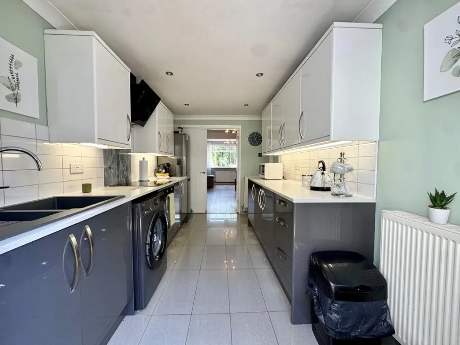 Park Place, Troedyrhiw, CF48, photo 2