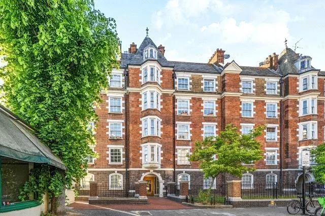 3 bed flat to rent, Scott Ellis Gardens, St Johns Wood, NW8