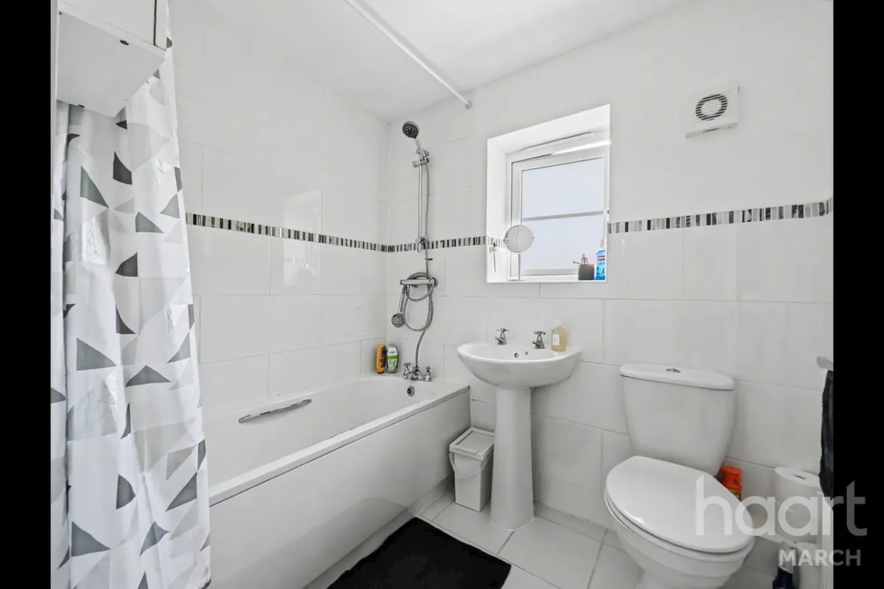 Lancaster Way, Chatteris, PE16, photo 22