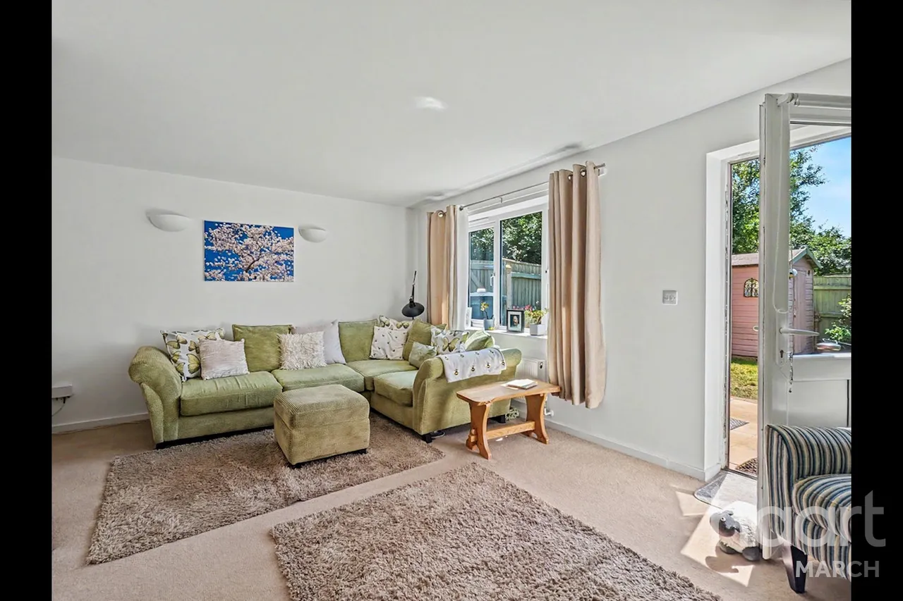 Lancaster Way, Chatteris, PE16, photo 3