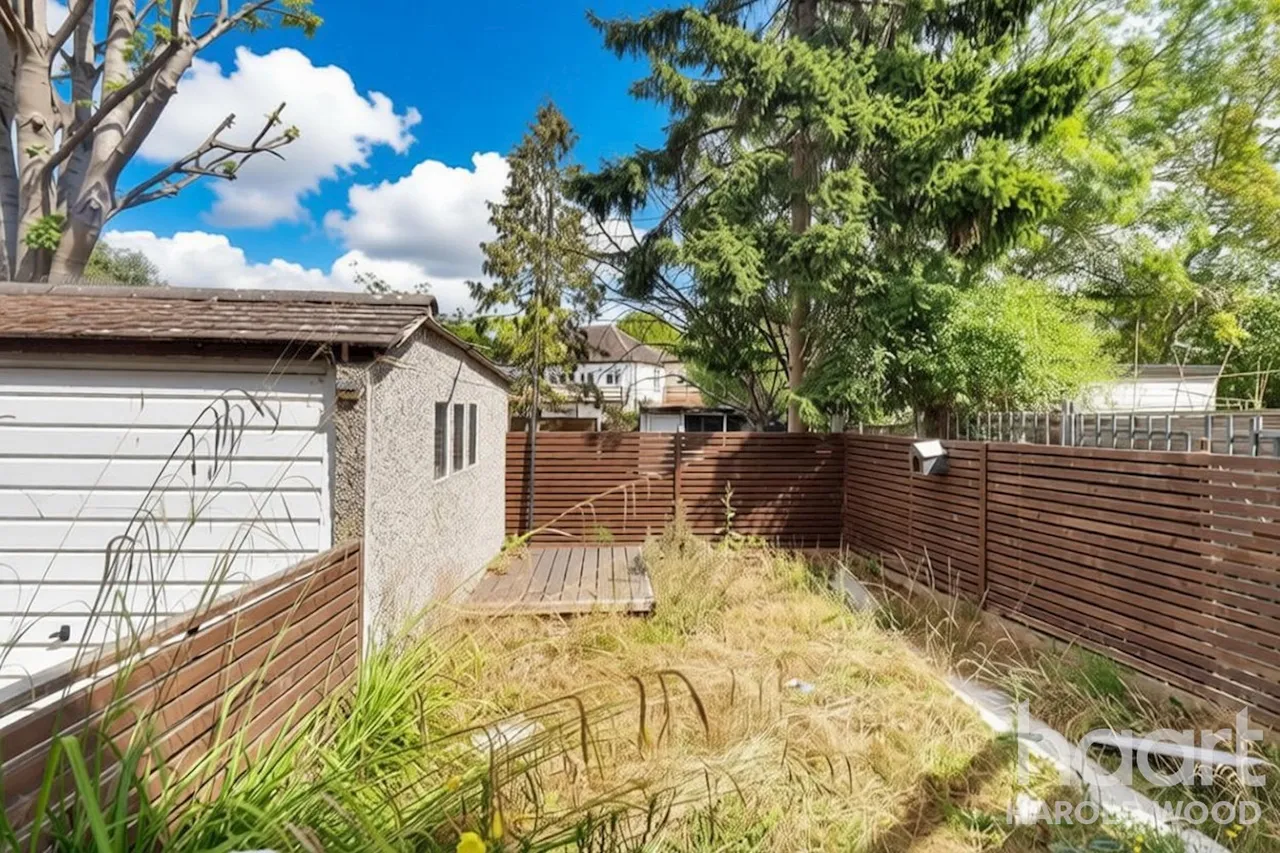Arundel Road, Harold Wood, RM3, photo 10