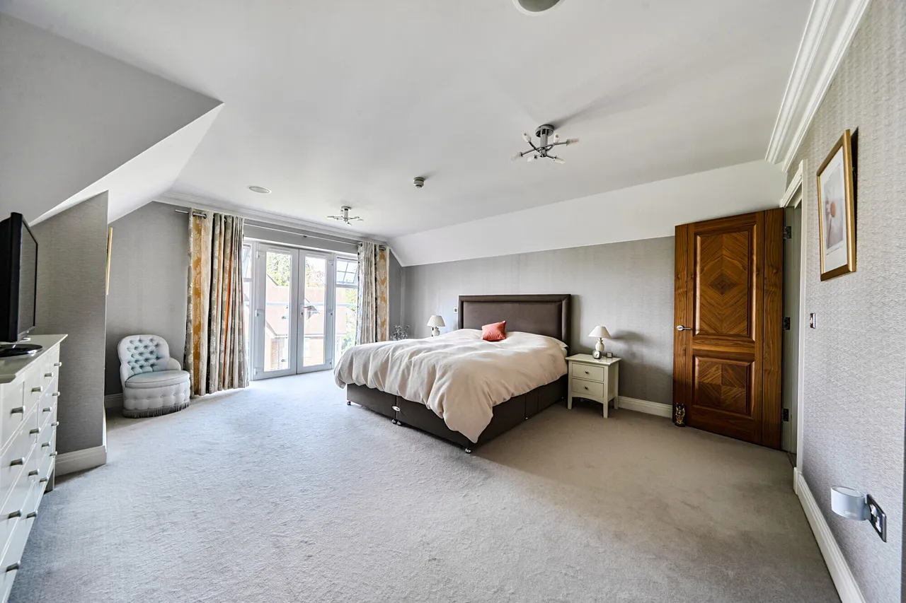Wray Common Road, Reigate, RH2, photo 6