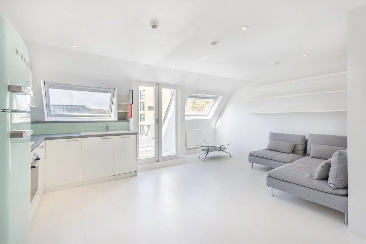 1 bed flat to rent, Fulham High Street, London