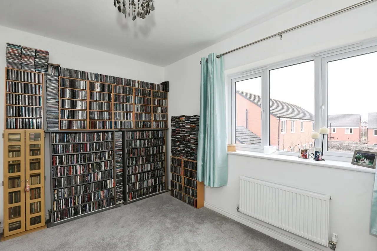 Burnet Close, Shavington, Crewe, Cheshire, CW2, photo 17