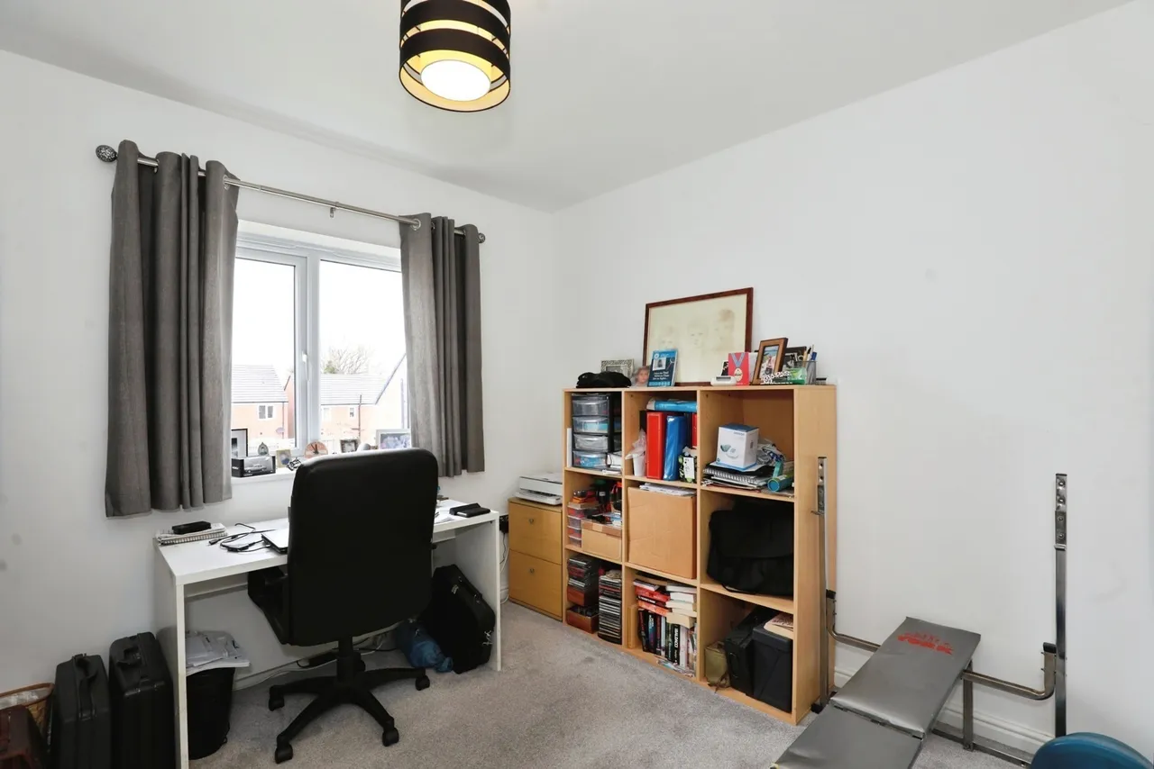 Burnet Close, Shavington, Crewe, Cheshire, CW2, photo 19
