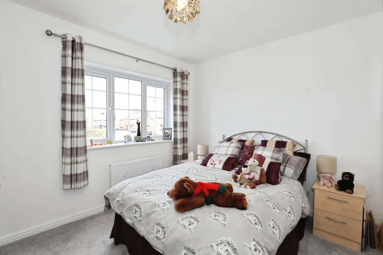 Burnet Close, Shavington, Crewe, Cheshire, CW2, photo 16
