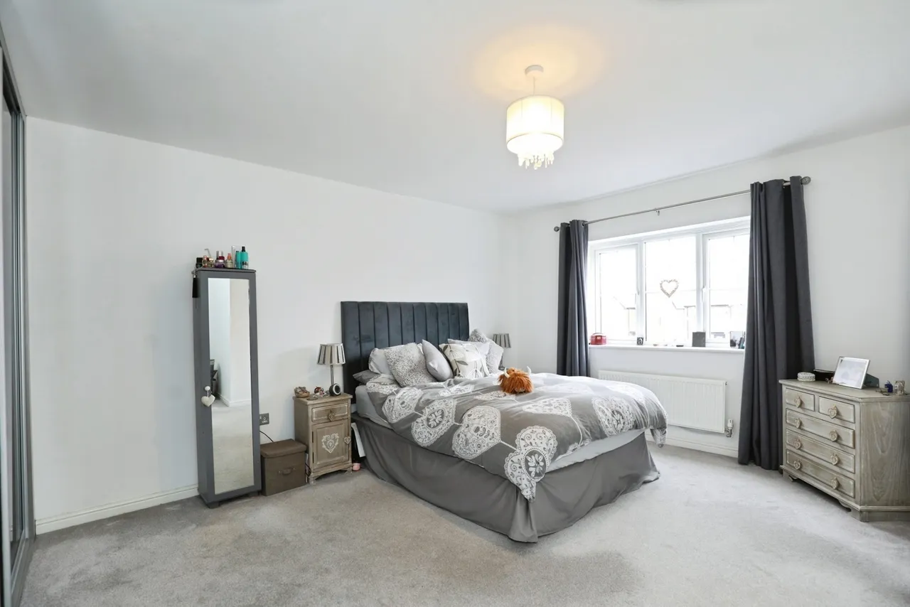 Burnet Close, Shavington, Crewe, Cheshire, CW2, photo 12