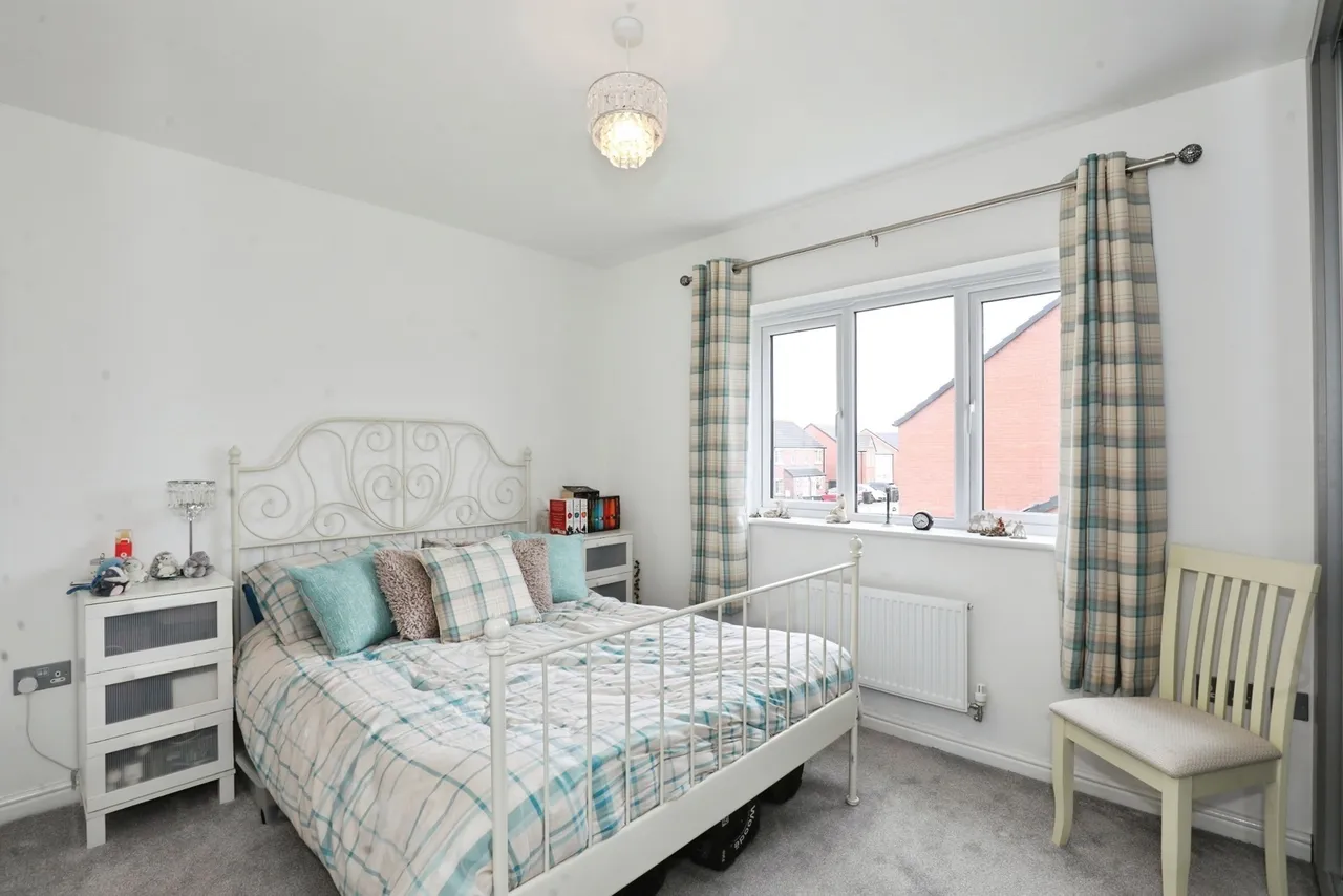 Burnet Close, Shavington, Crewe, Cheshire, CW2, photo 15