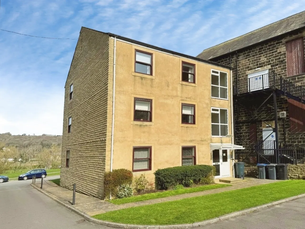 2 bed flat for sale — Castle Gate, Ilkley, LS29
