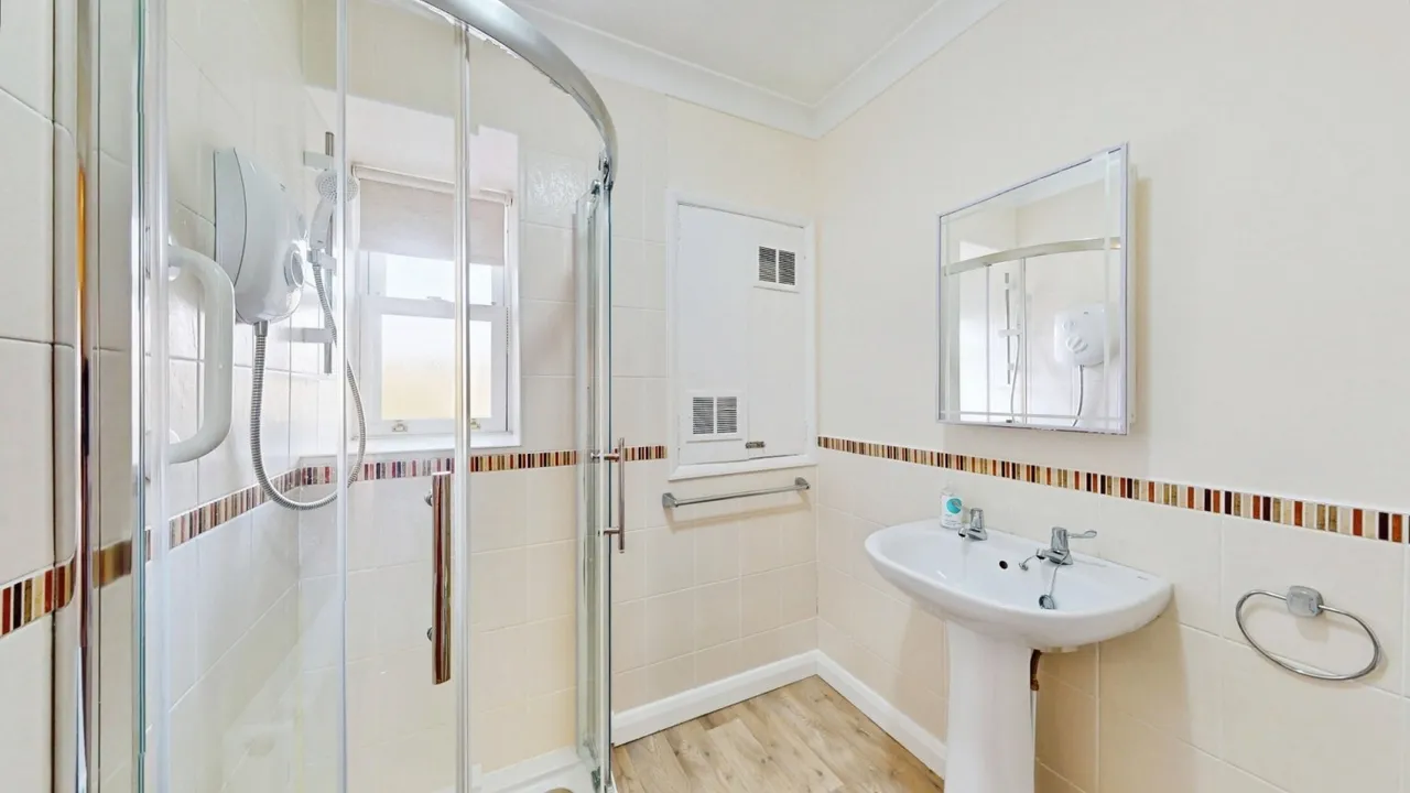 Castle Gate, Ilkley, LS29, photo 6
