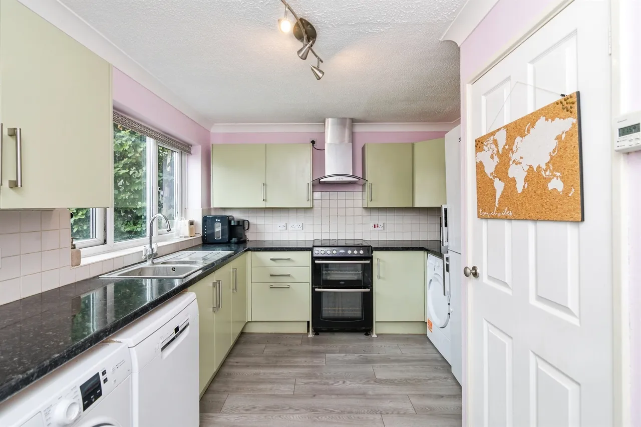 Yarmouth Road, Hales, Norwich, photo 4