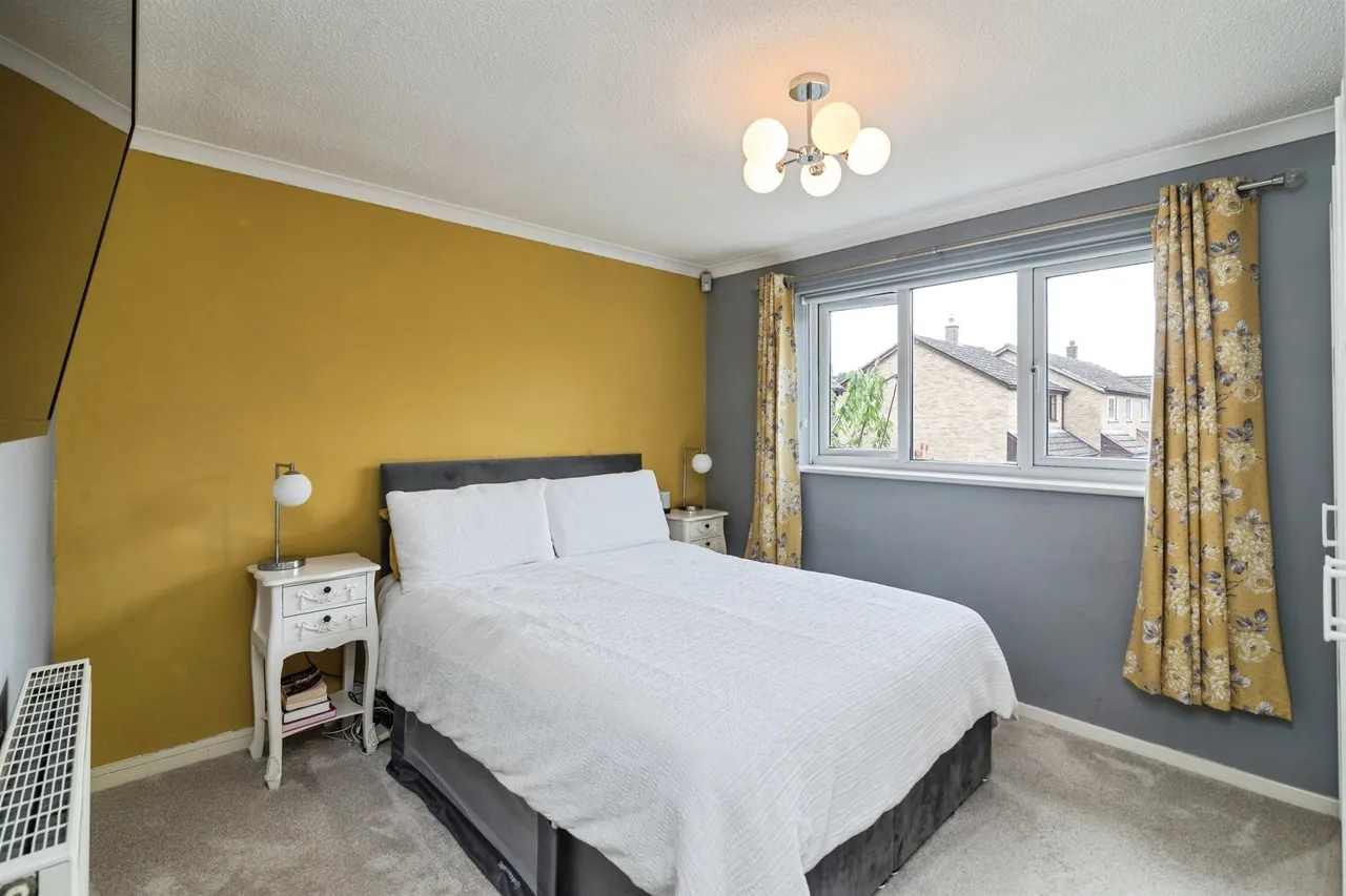 Yarmouth Road, Hales, Norwich, photo 9