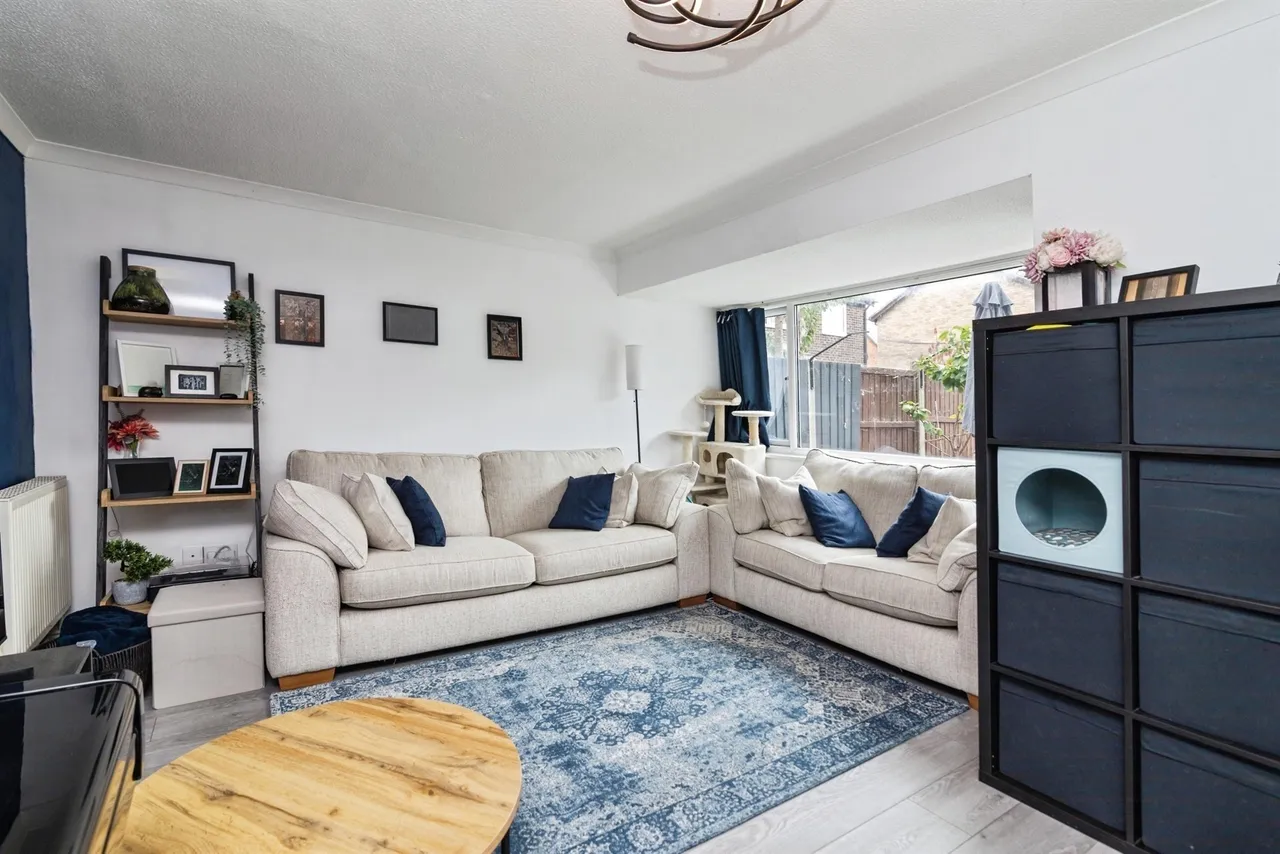 Yarmouth Road, Hales, Norwich, photo 3