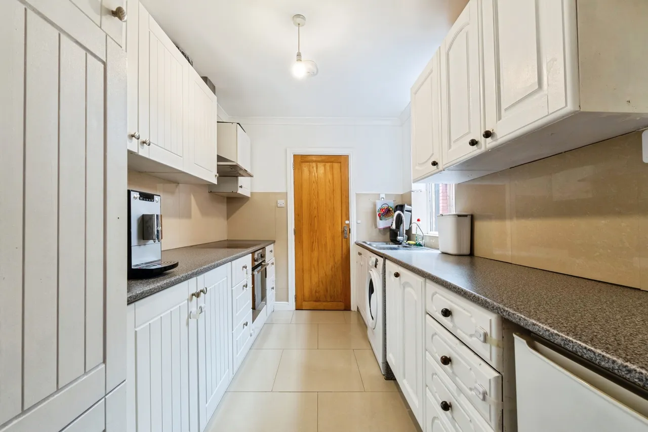 Empress Road, Loughborough, photo 6