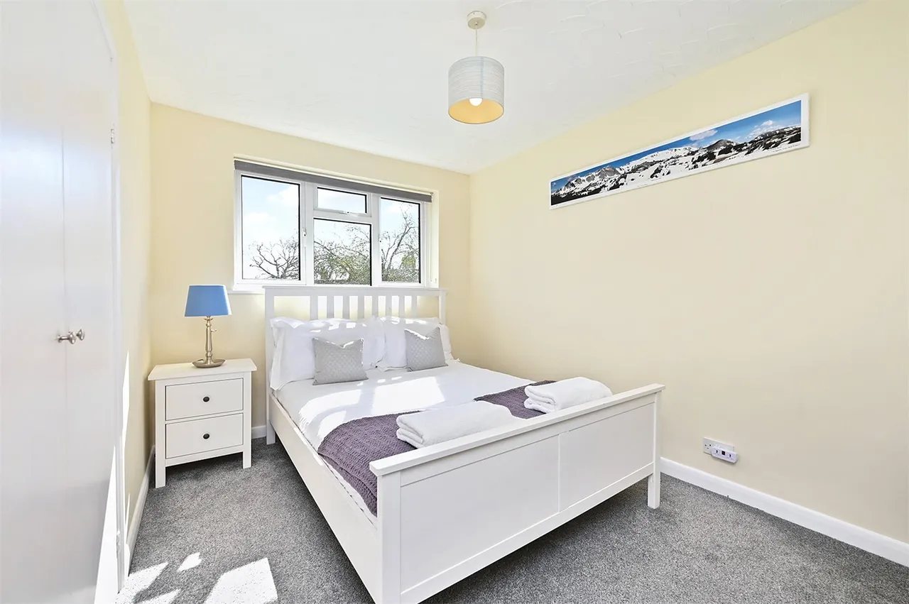 St. Peters Mead, Ash, Guildford, Surrey, GU12 6HA, photo 17
