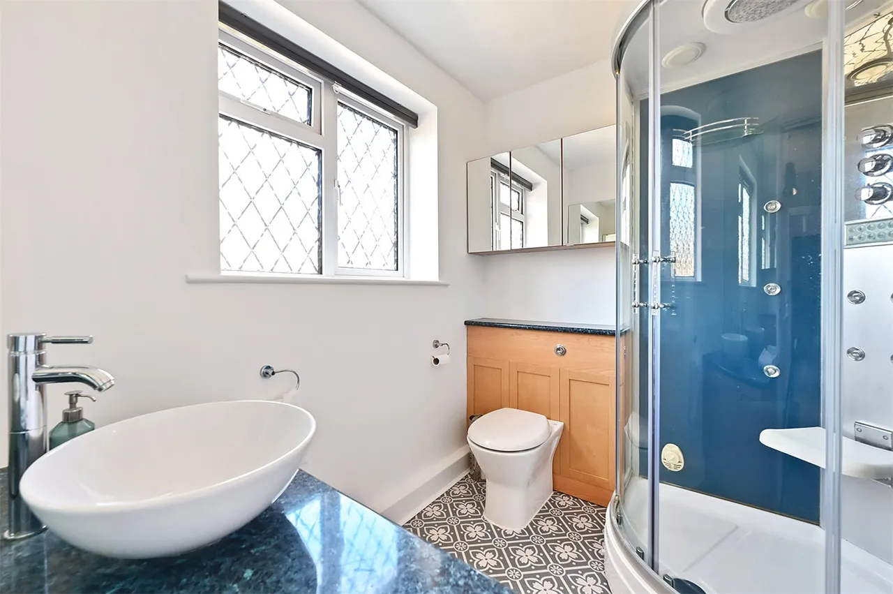 St. Peters Mead, Ash, Guildford, Surrey, GU12 6HA, photo 18