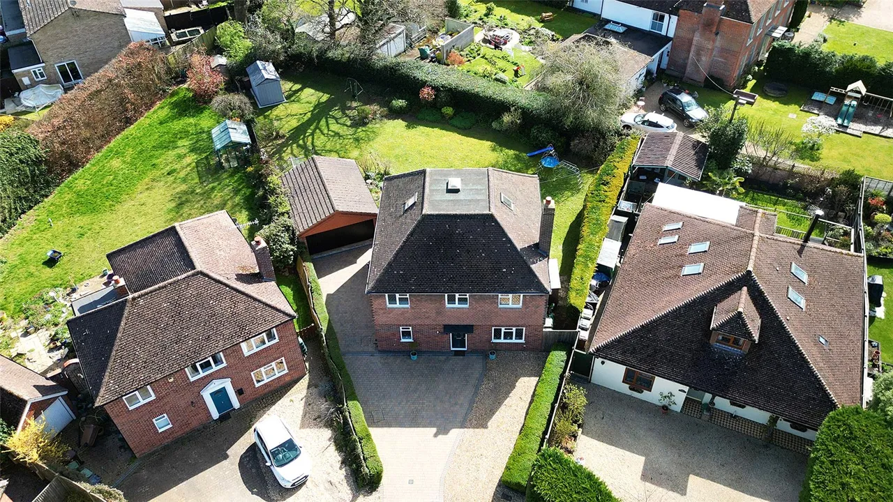 St. Peters Mead, Ash, Guildford, Surrey, GU12 6HA, photo 11
