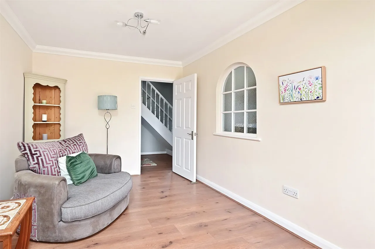 St. Peters Mead, Ash, Guildford, Surrey, GU12 6HA, photo 9