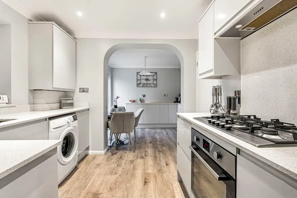 Whalley Drive, Bletchley, Milton Keynes, Buckinghamshire, MK3 6JL, photo 10