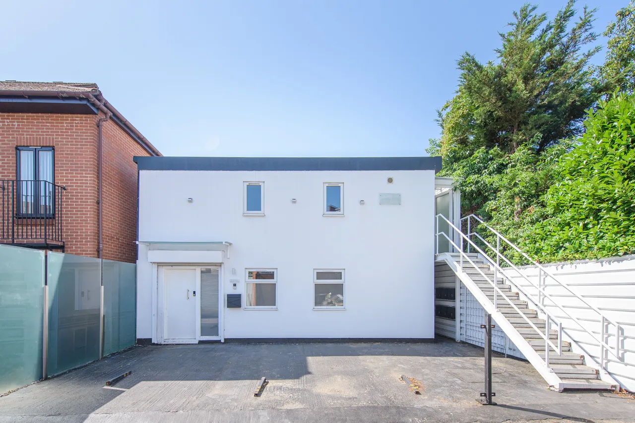 Flat 5, 1 Scout Way, London, photo 5