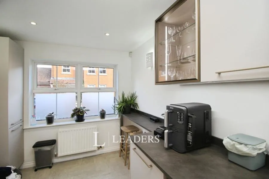 Colossus Way, Bletchley, MK3, photo 7