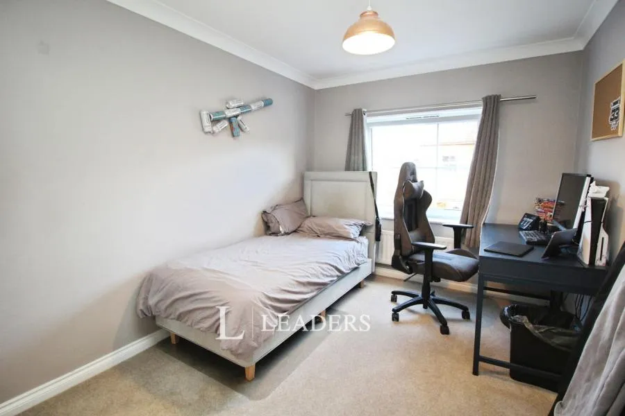 Colossus Way, Bletchley, MK3, photo 12
