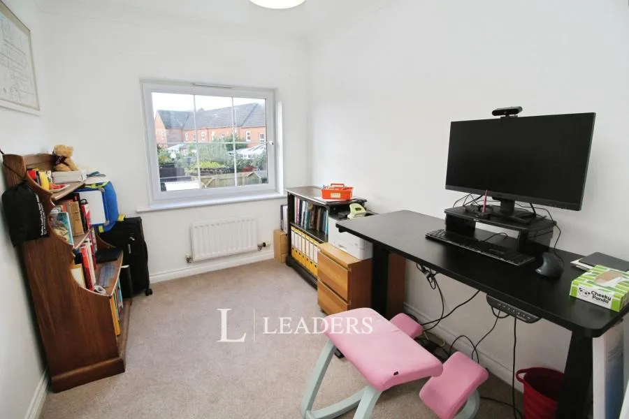Colossus Way, Bletchley, MK3, photo 16