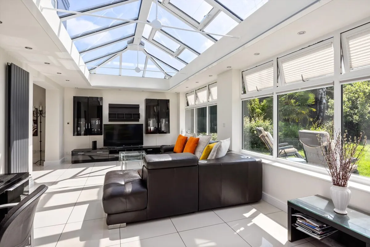 London Road, Cheltenham, GL52, photo 3