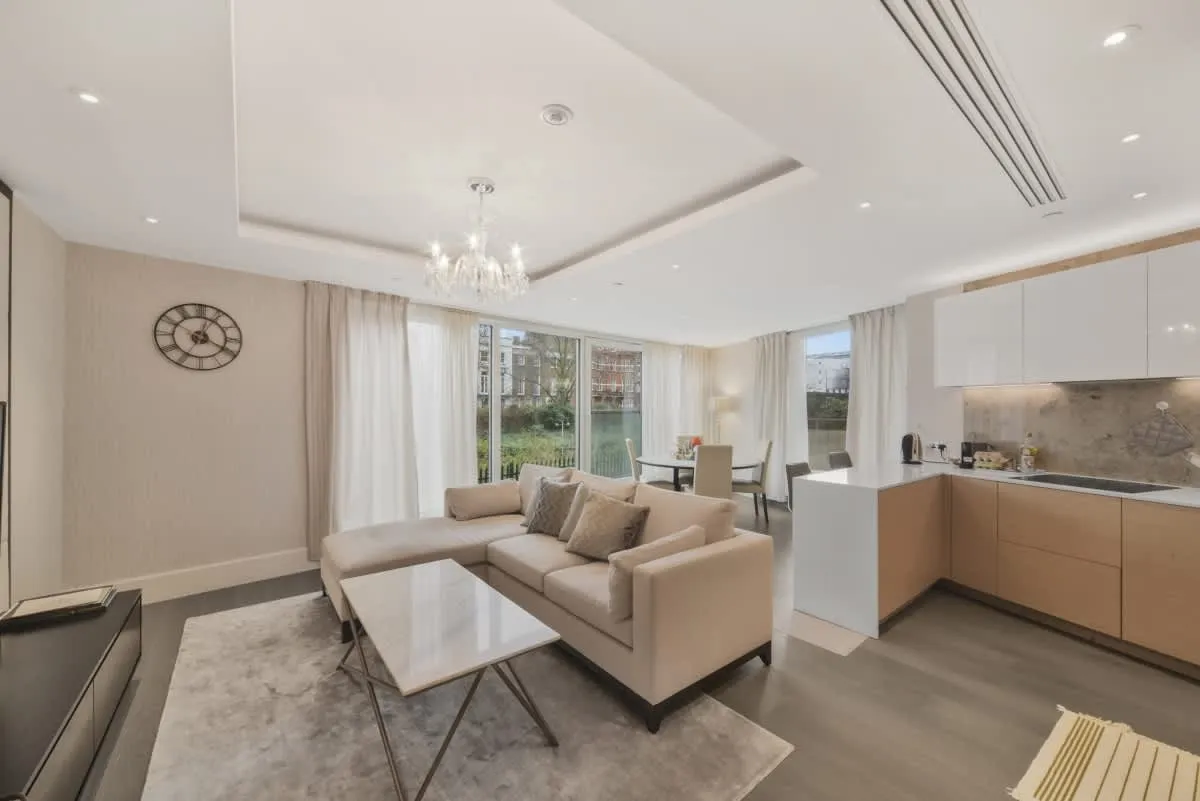 2 bed flat for sale, Radnor Terrace, London, W14