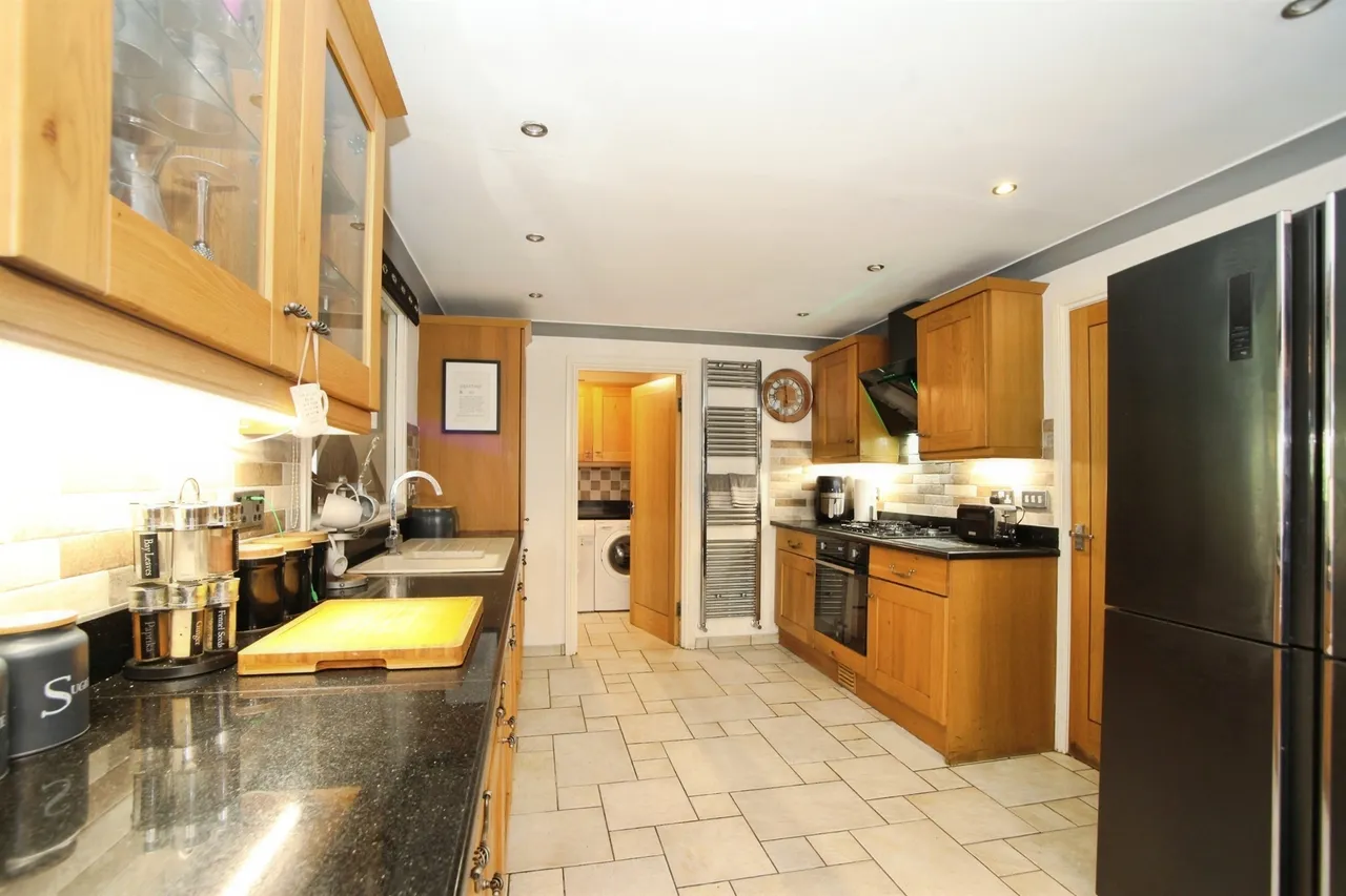 Clos Myddlyn, Beddau, Pontypridd, photo 4