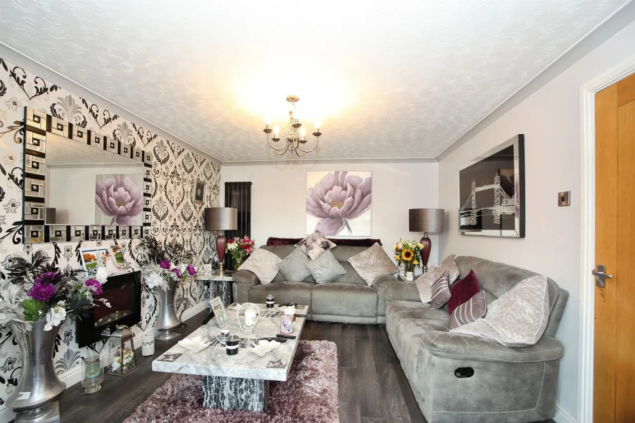 Clos Myddlyn, Beddau, Pontypridd, photo 8