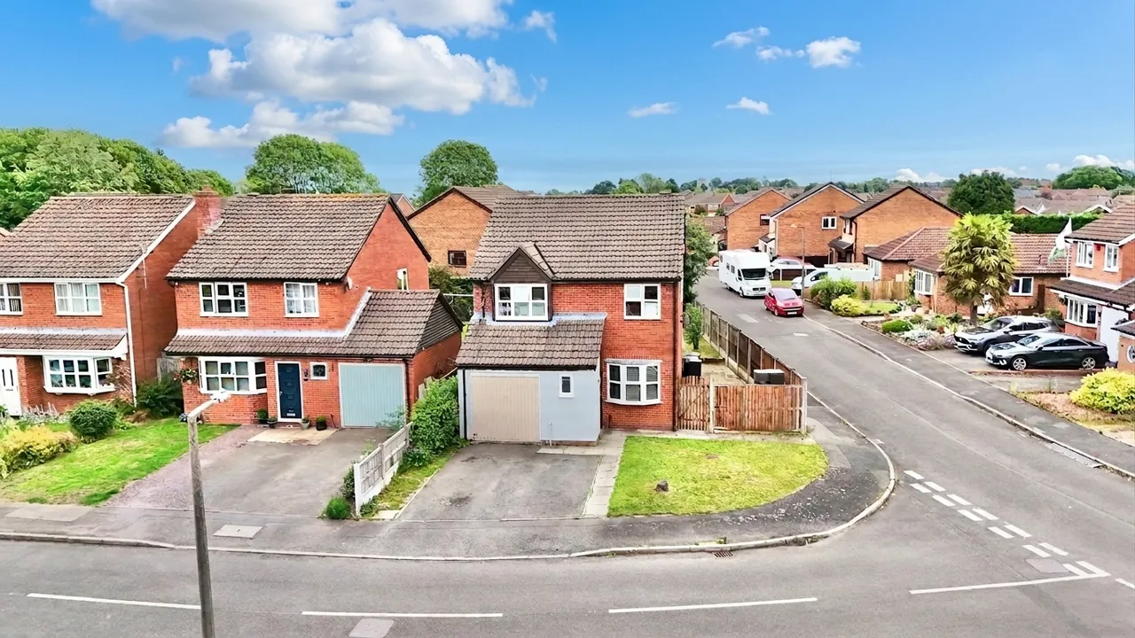 4 bed house for sale, Country Meadows, Market Drayton, TF9