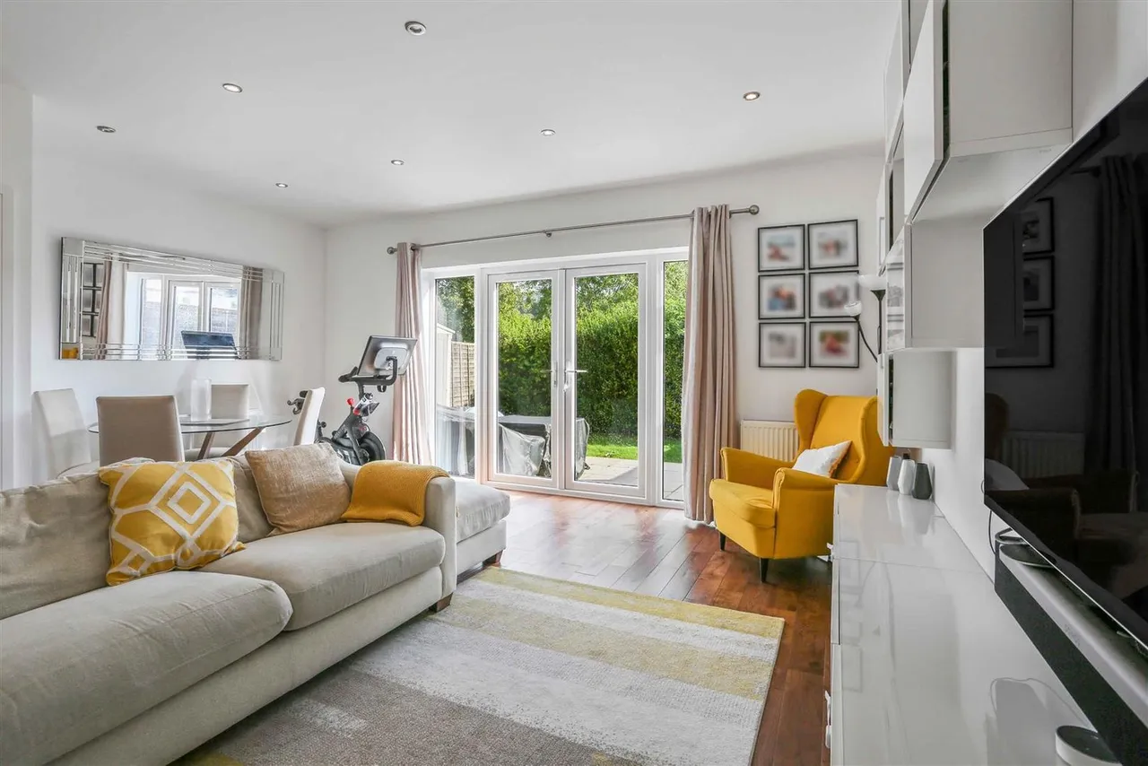 Beverley Road, Whyteleafe, CR3, photo 6