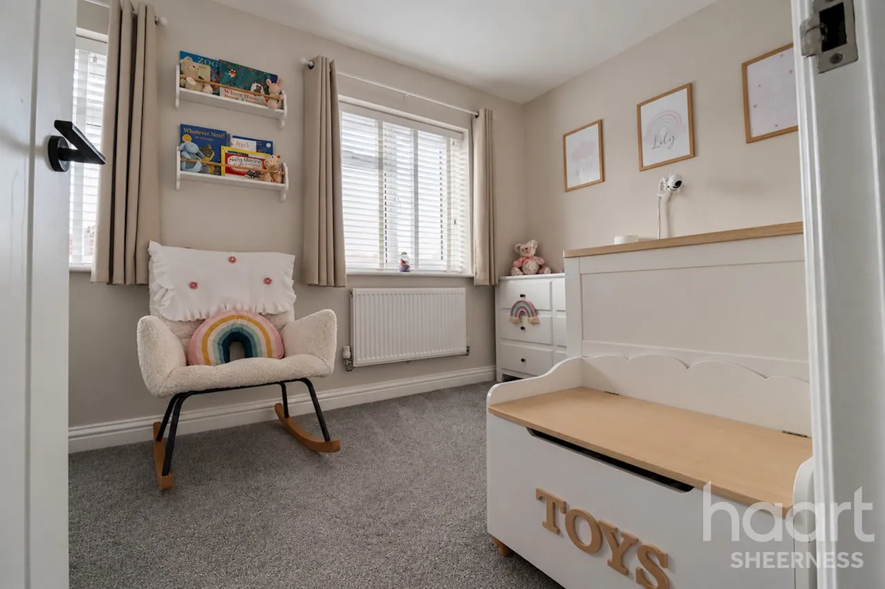 Appleford Drive, Sheerness, ME12, photo 8