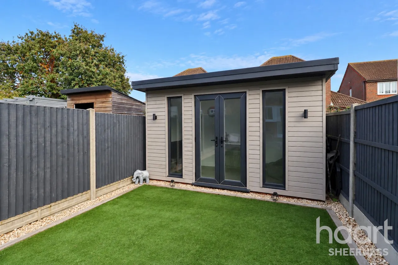 Appleford Drive, Sheerness, ME12, photo 16