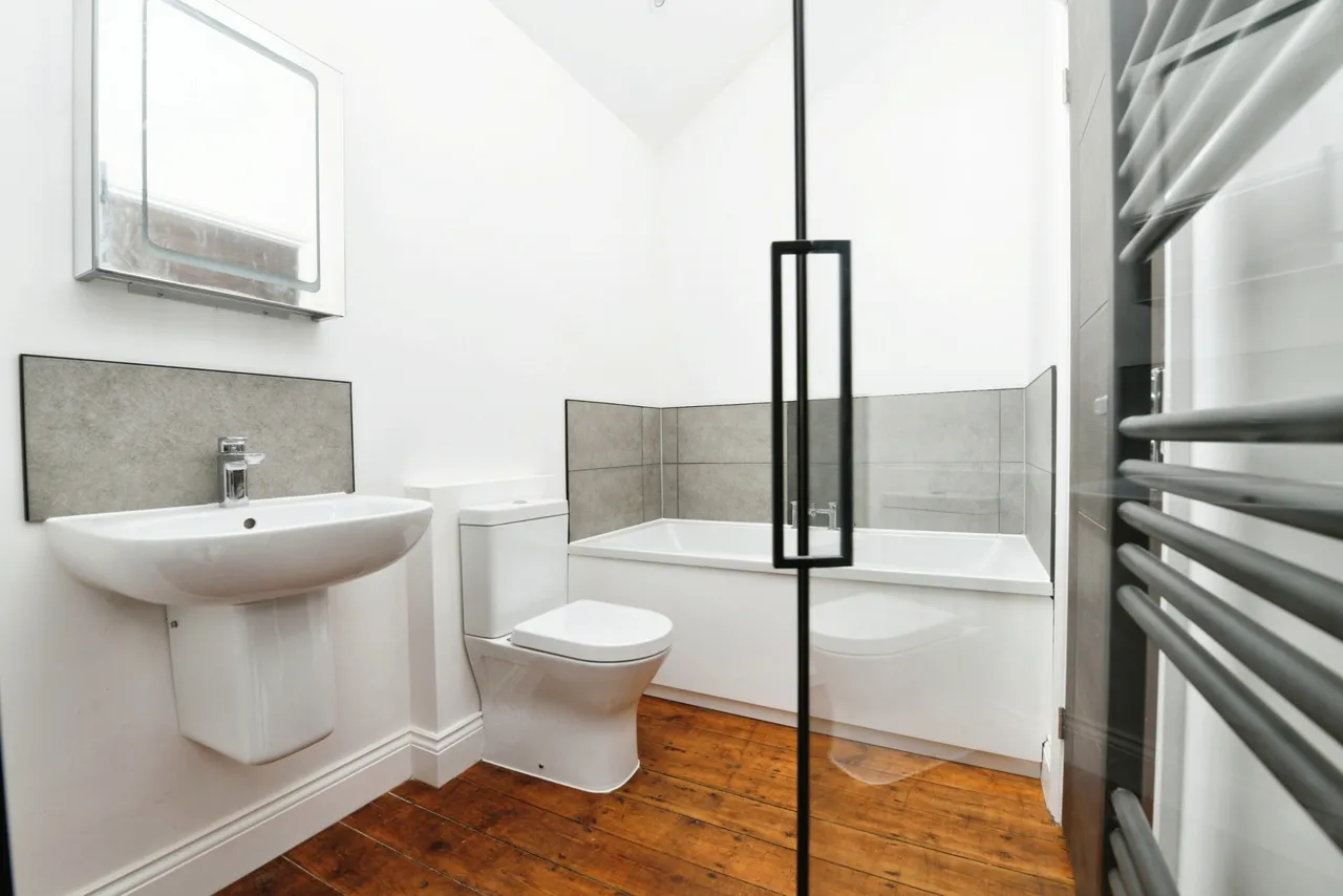Coggeshall Road, Braintree, Essex, CM7, photo 14