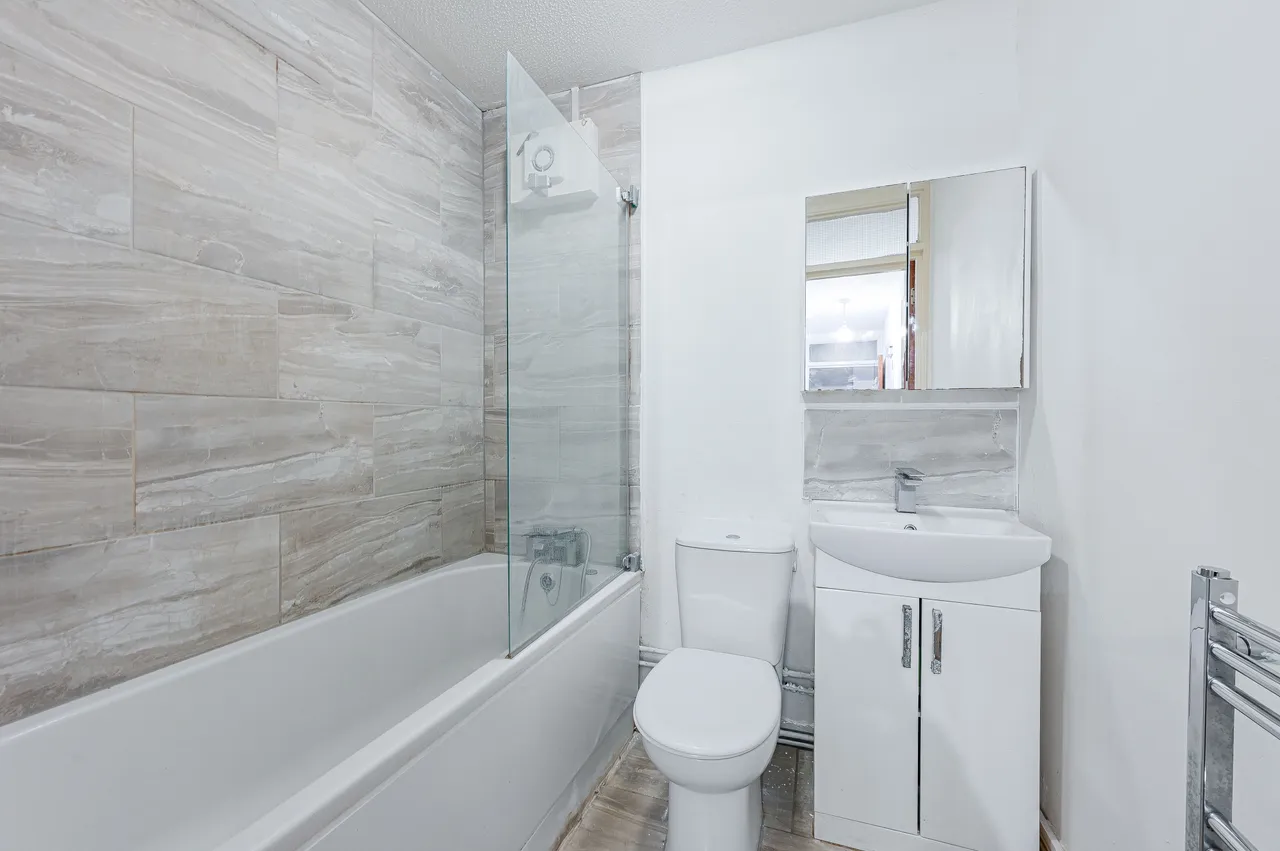 72 Erwood Road, London, photo 6