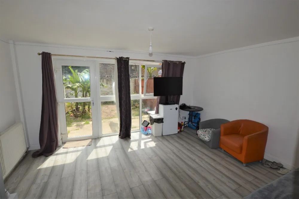 Ritter Street, Woolwich, London, SE18 4DU, photo 2