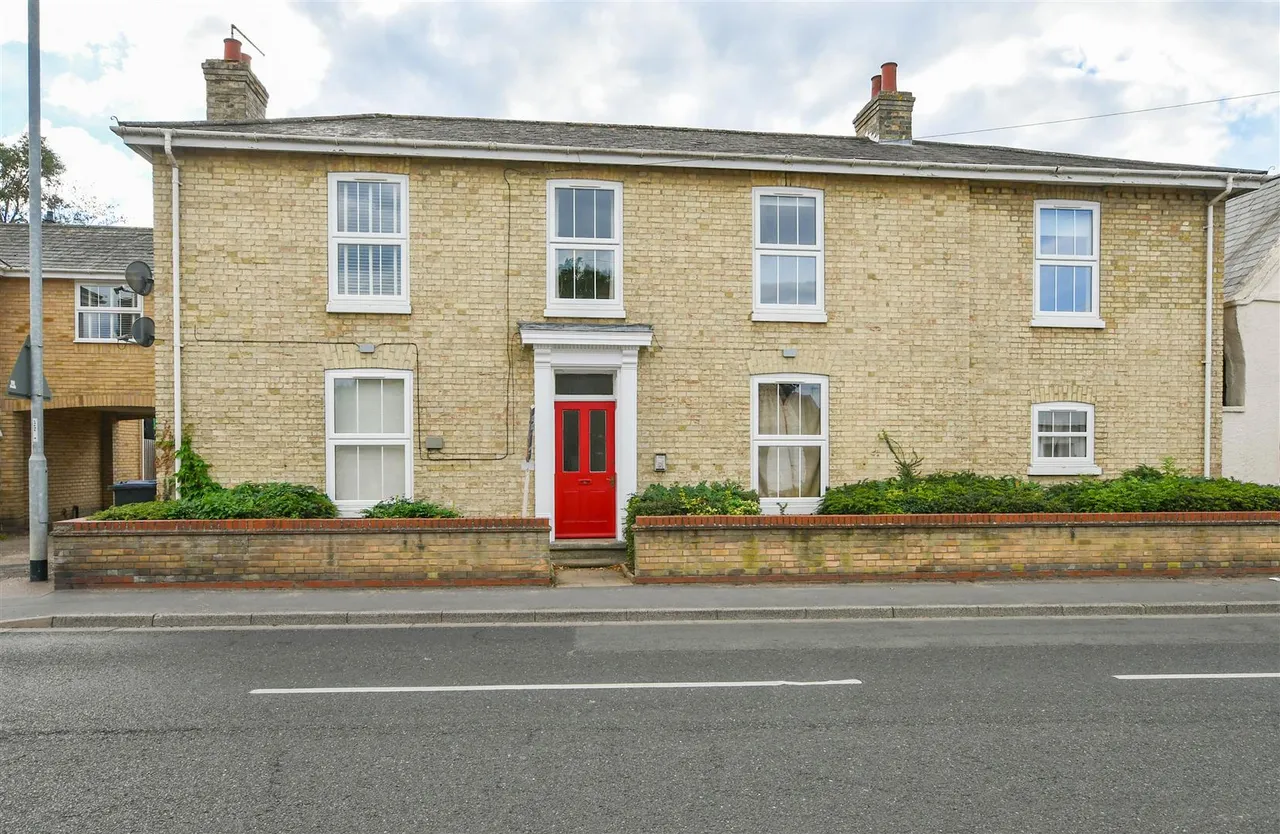 1 bed flat for sale, Hall Street, Soham, CB7