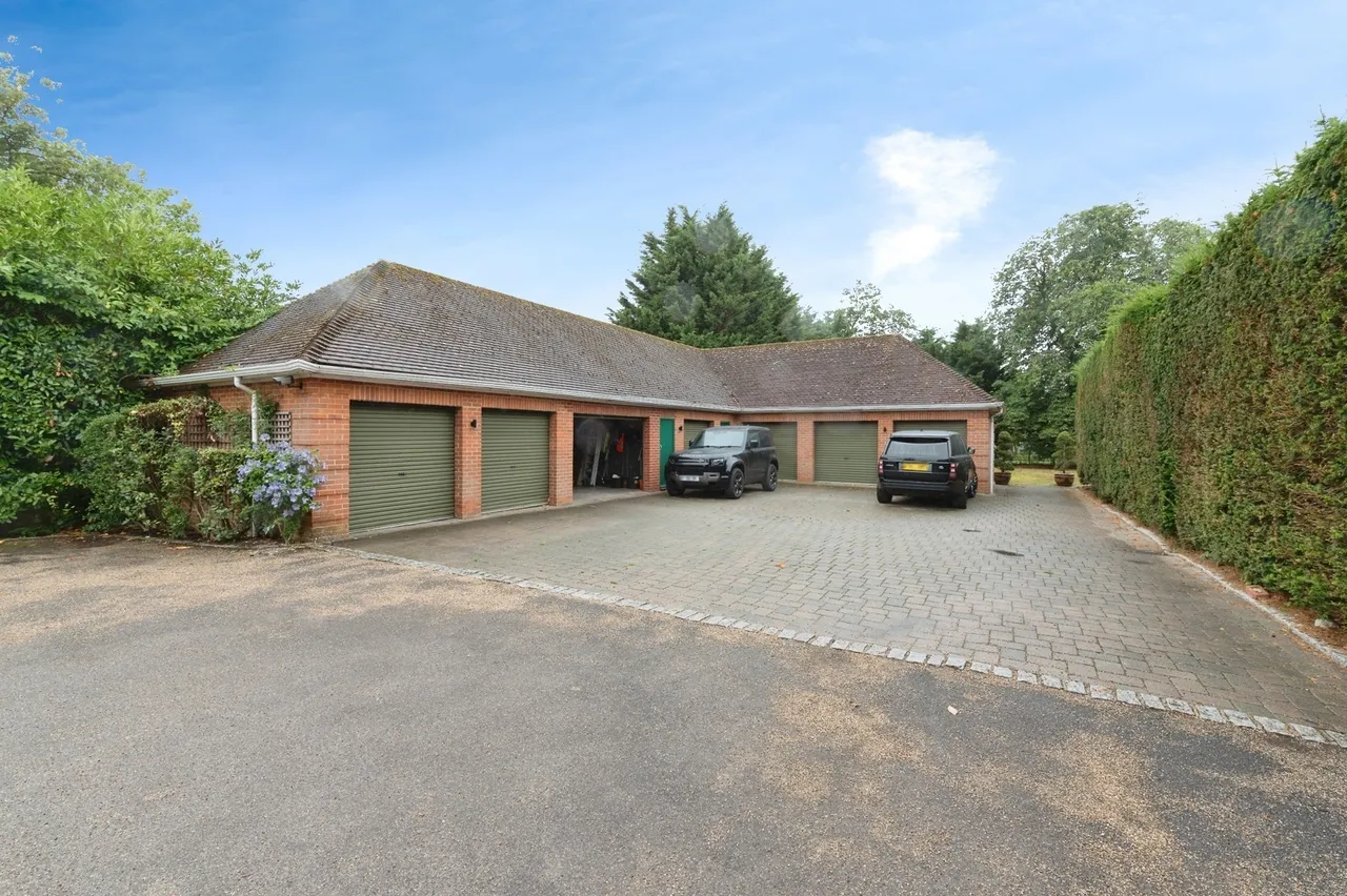High Street, ONGAR, Essex, CM5, photo 16