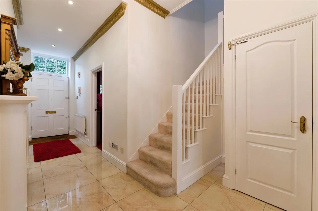 High Street, ONGAR, Essex, CM5, photo 2