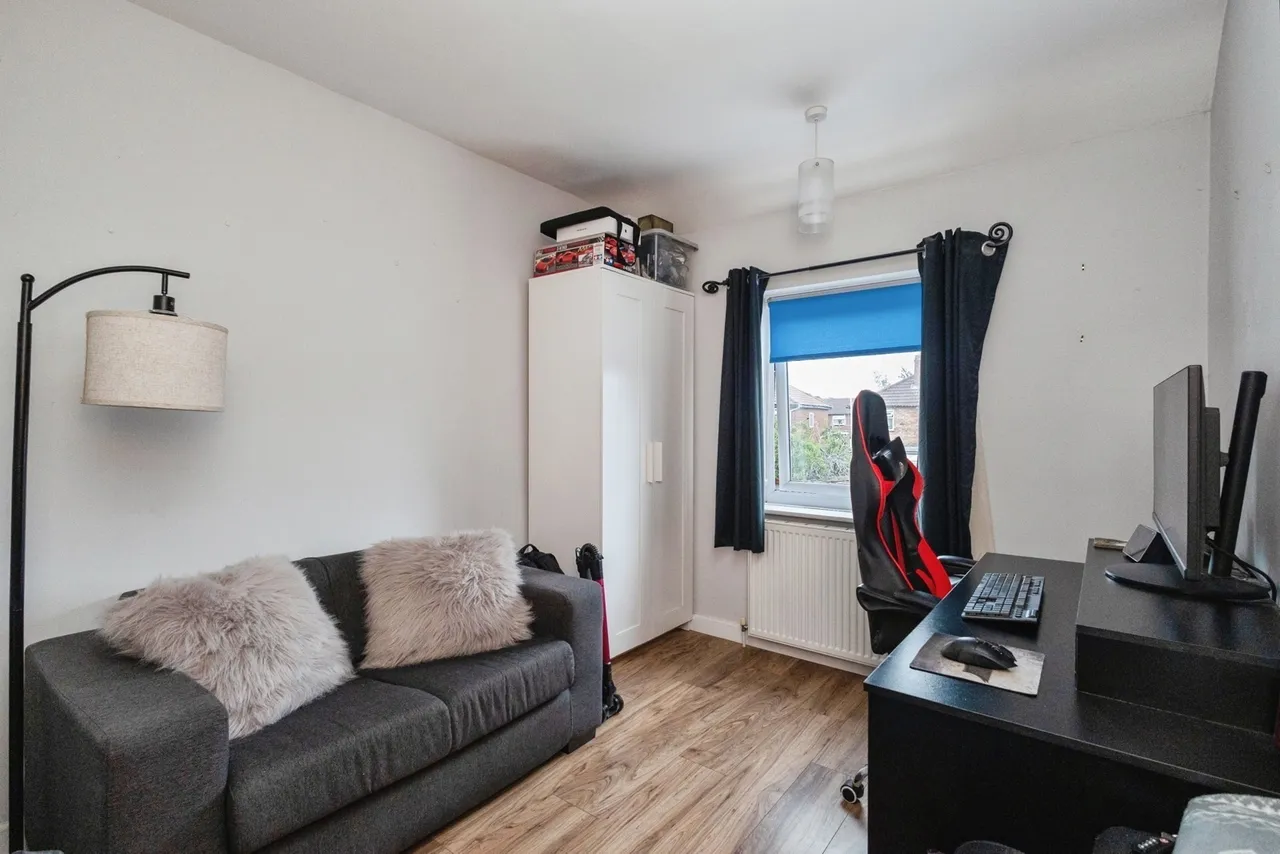 Woodbank Avenue, Bredbury, Stockport, Greater Manchester, SK6, photo 10