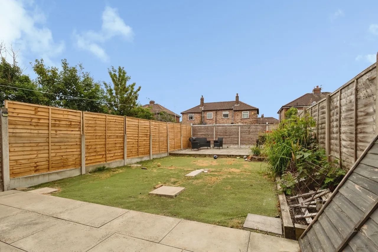 Woodbank Avenue, Bredbury, Stockport, Greater Manchester, SK6, photo 13
