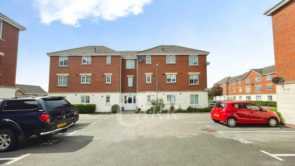 2 bed flat for sale, Burnfields Way, Aldridge, WS9