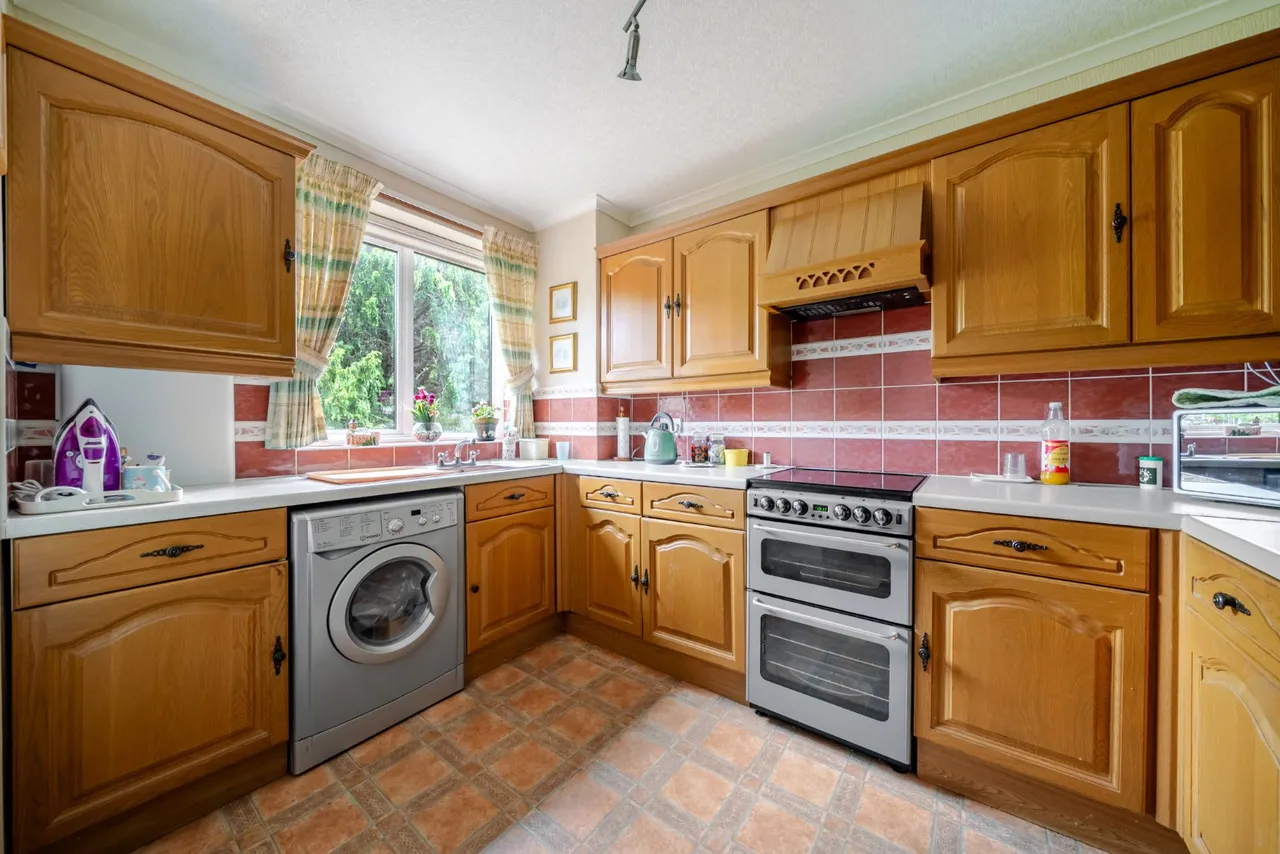 Greenacres, Eltham, photo 8