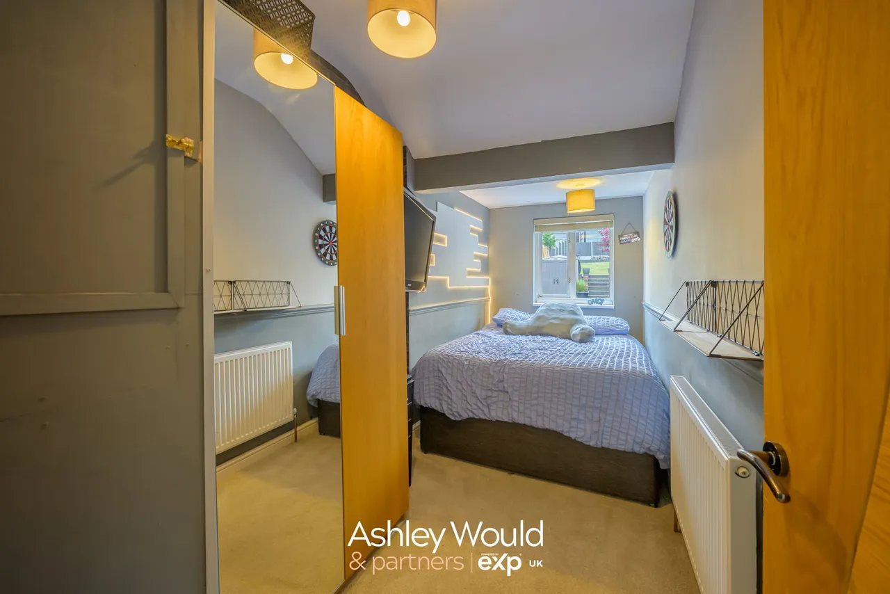 Barrs Road, Cradley Heath, B64, photo 9