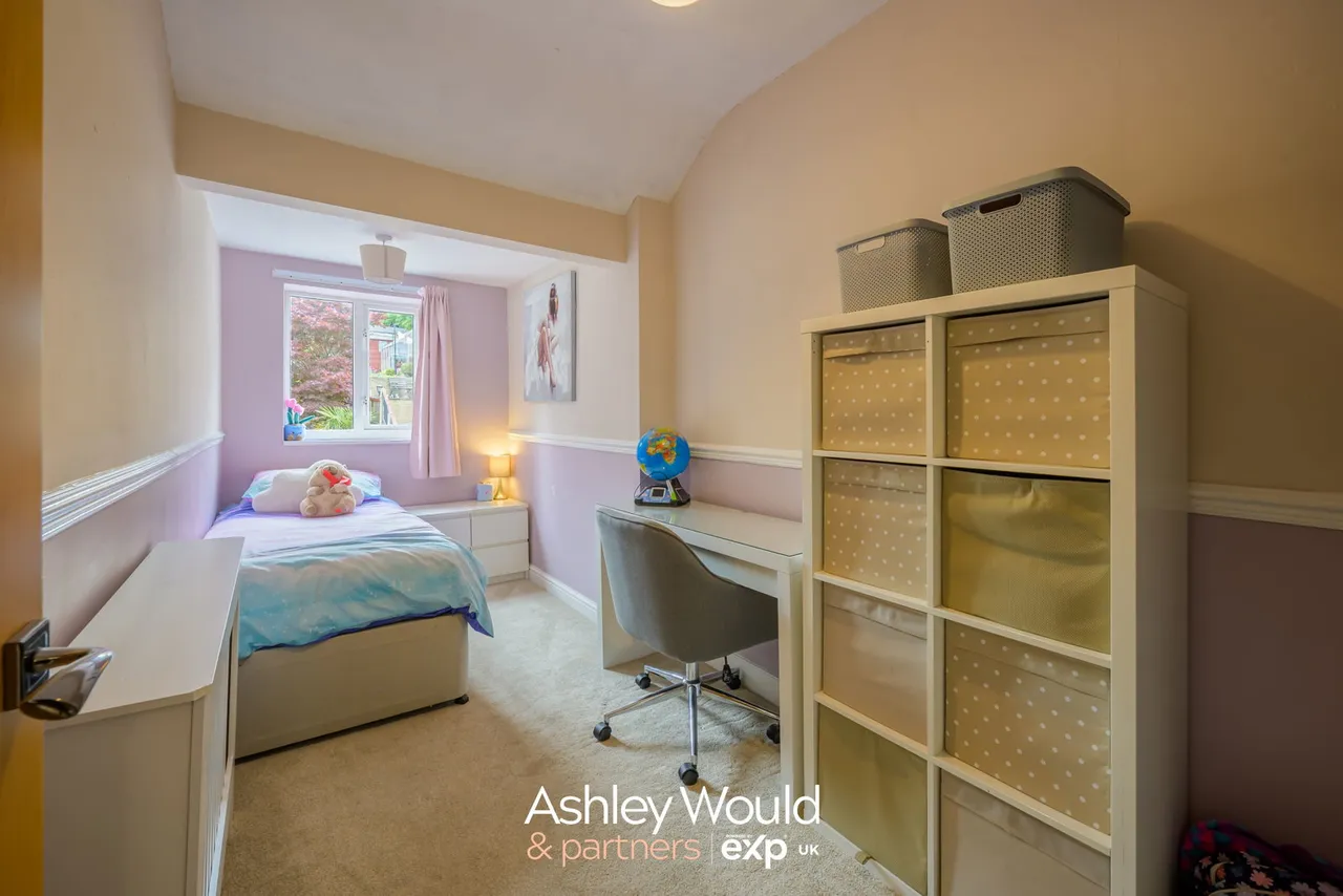 Barrs Road, Cradley Heath, B64, photo 10