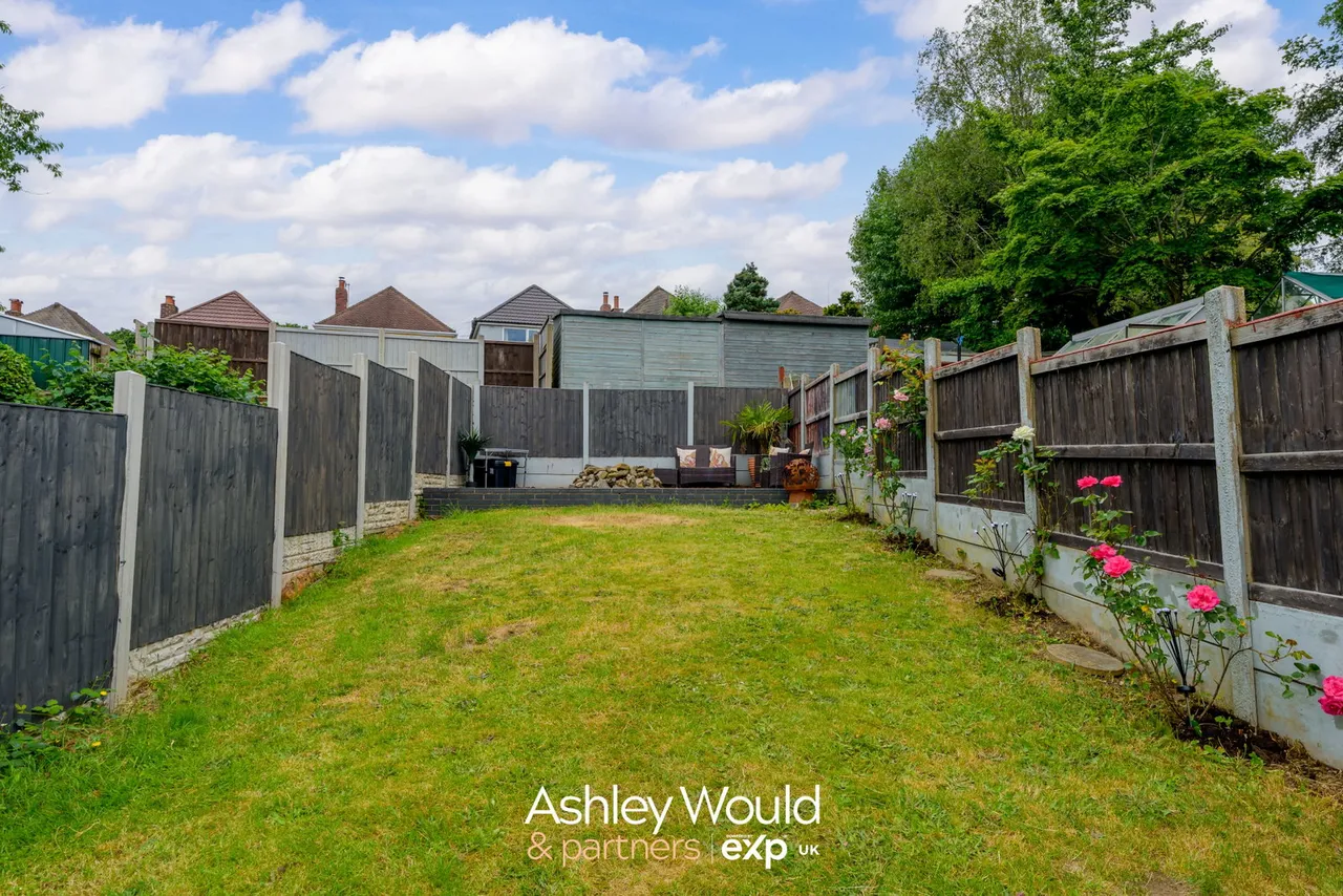 Barrs Road, Cradley Heath, B64, photo 17