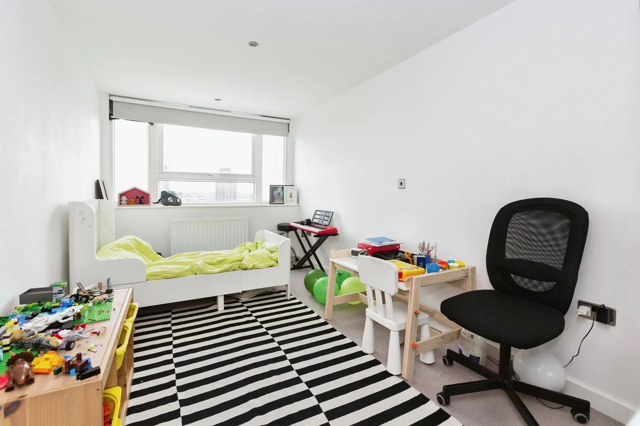 Rainhill Way, London, E3, photo 12
